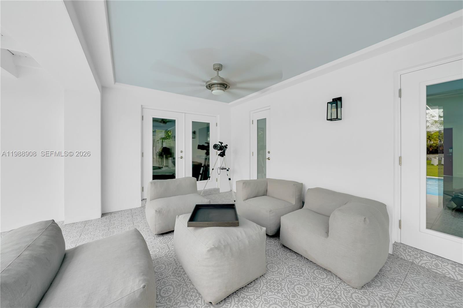 THOUSAND PINES - Residential