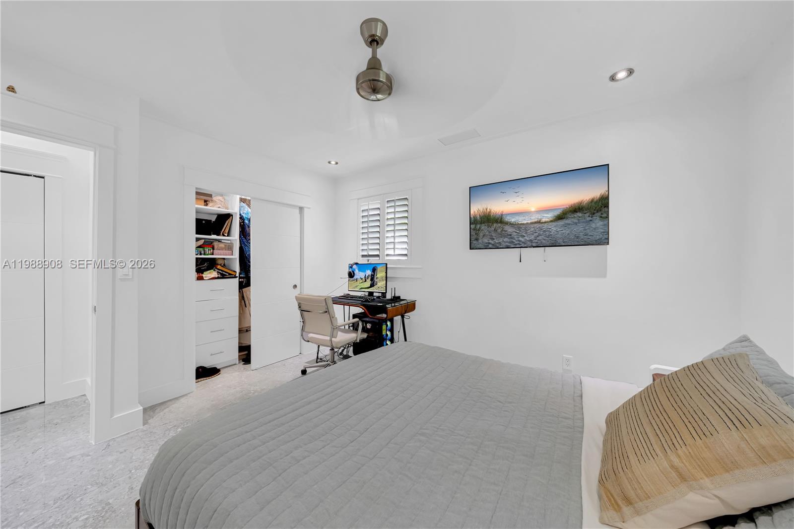 THOUSAND PINES - Residential