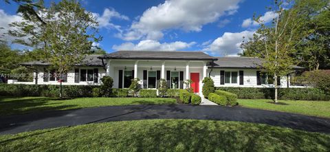 Townhomes and Villas with Garages For Sale in Miami-Dade County, FL 55 10705 SW 128th Ter Miami FL 33176