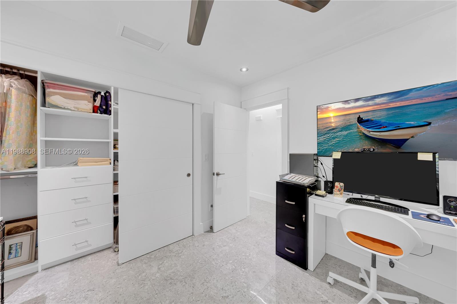 THOUSAND PINES - Residential