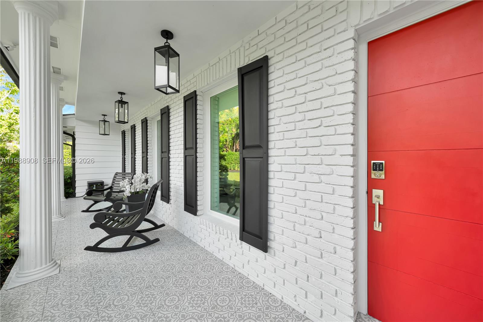 THOUSAND PINES - Residential