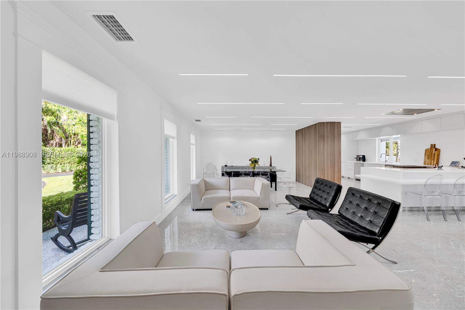 THOUSAND PINES - Residential