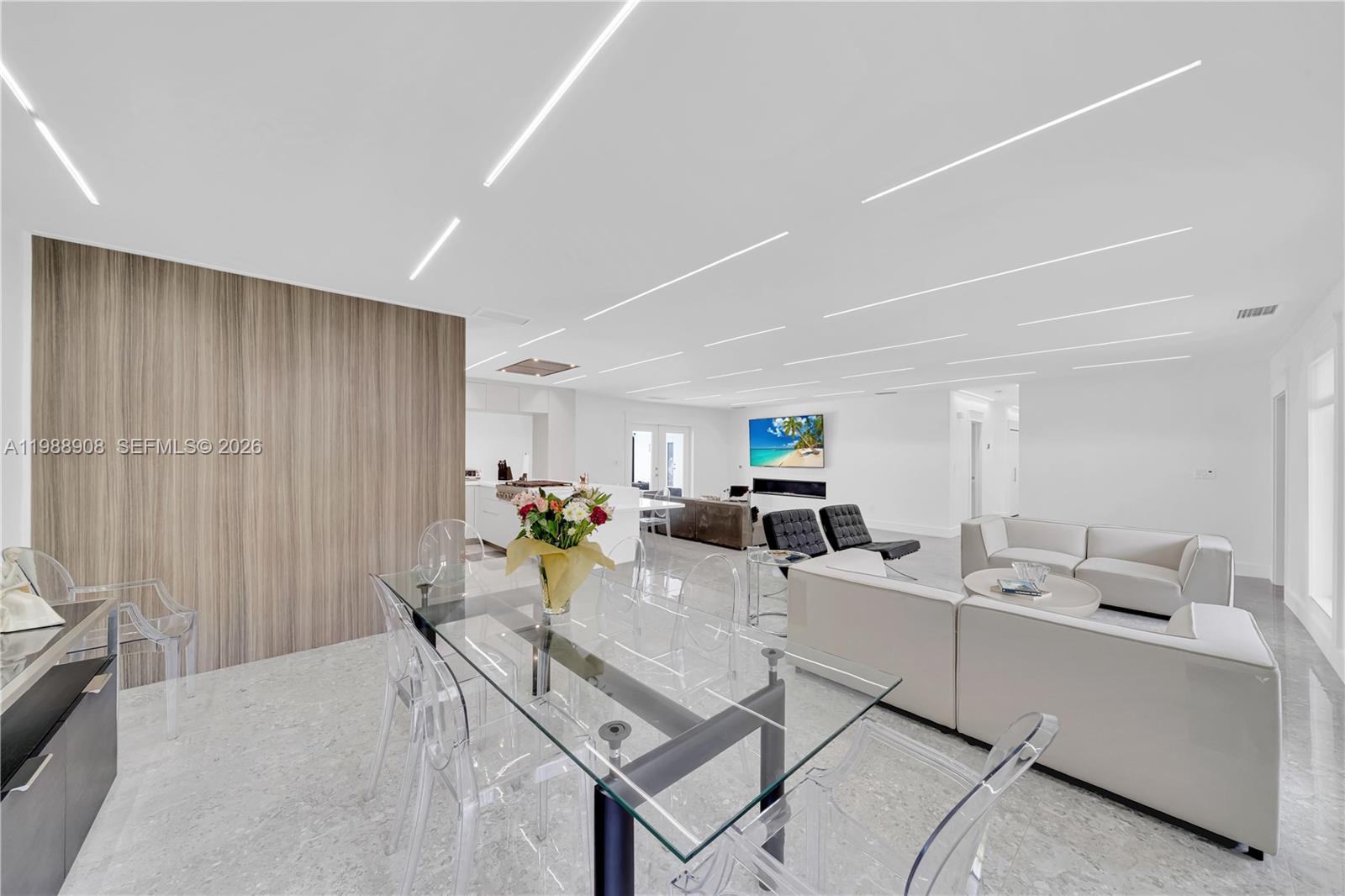 THOUSAND PINES - Residential