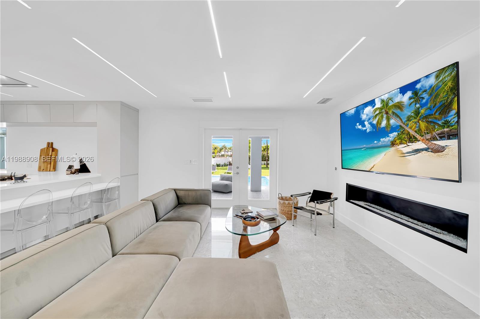 THOUSAND PINES - Residential