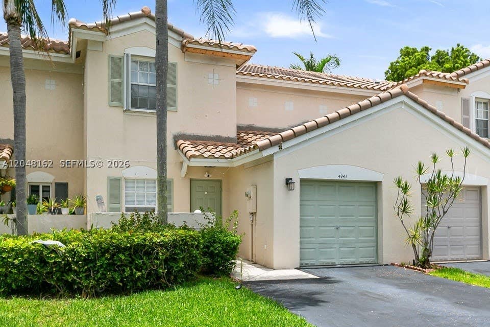 Photo of 4941 SW 32nd Ter, Dania Beach, FL 33312 (MLS # A12048162)