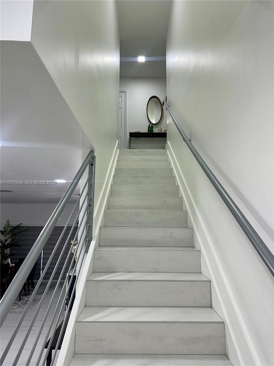 ADVENTURE HOMES - Residential