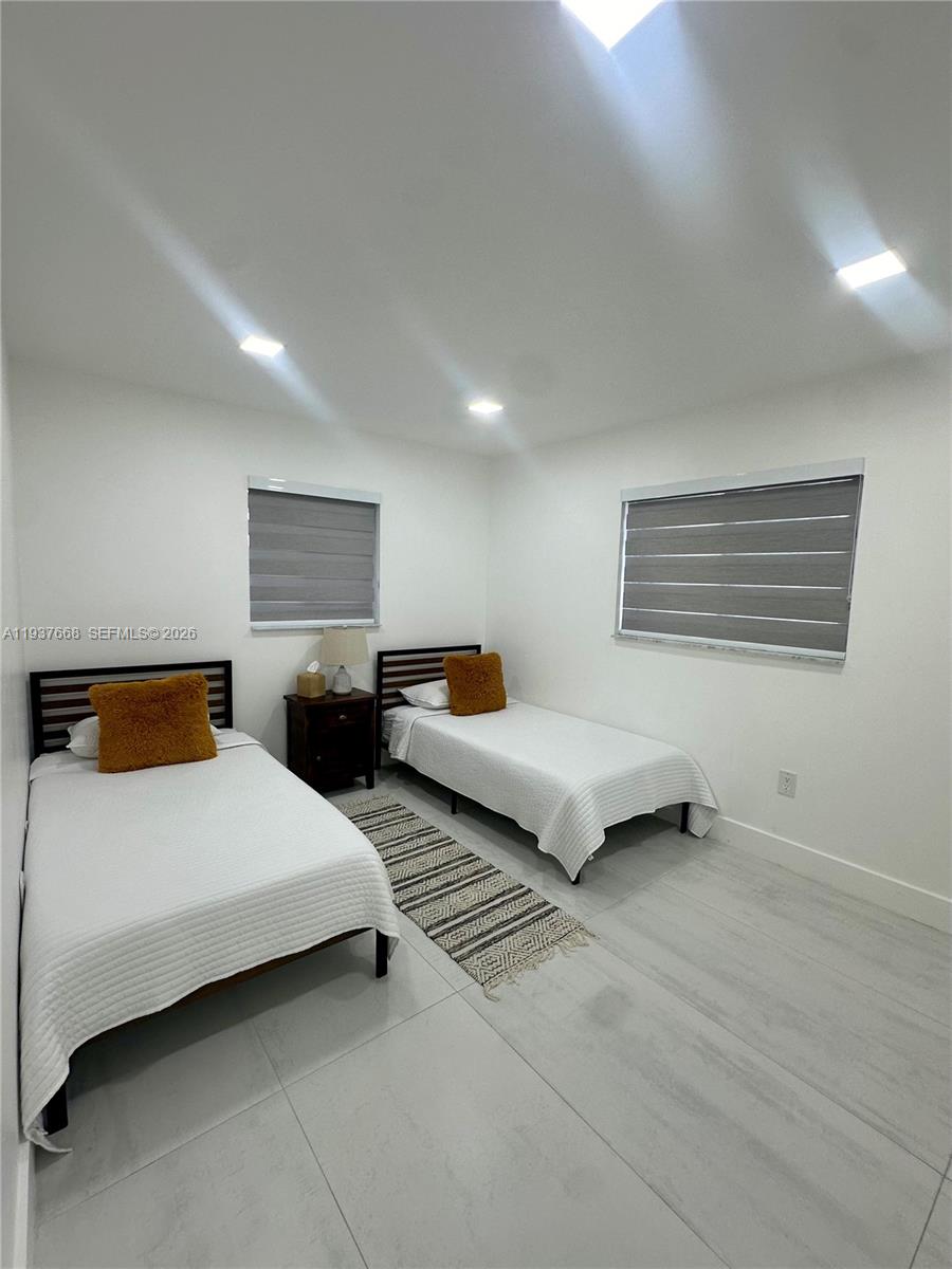 ADVENTURE HOMES - Residential