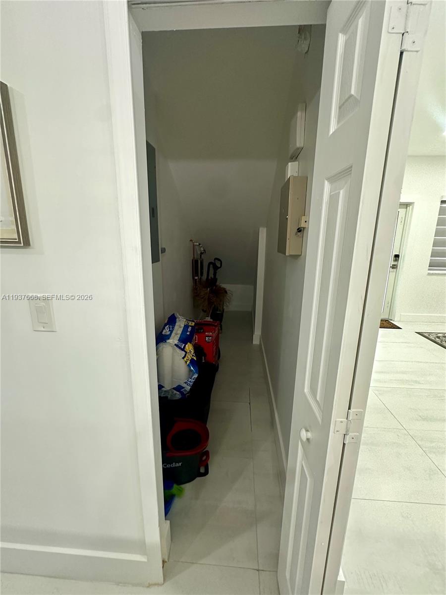 ADVENTURE HOMES - Residential