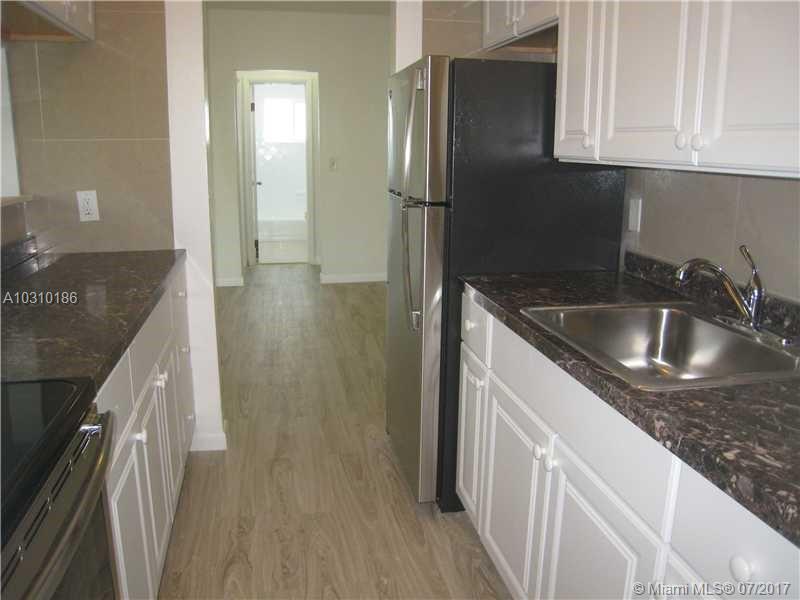 LENOX MANOR - Residential Lease