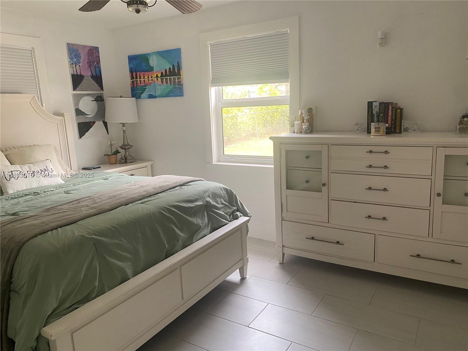 COCONUT GROVE - Residential