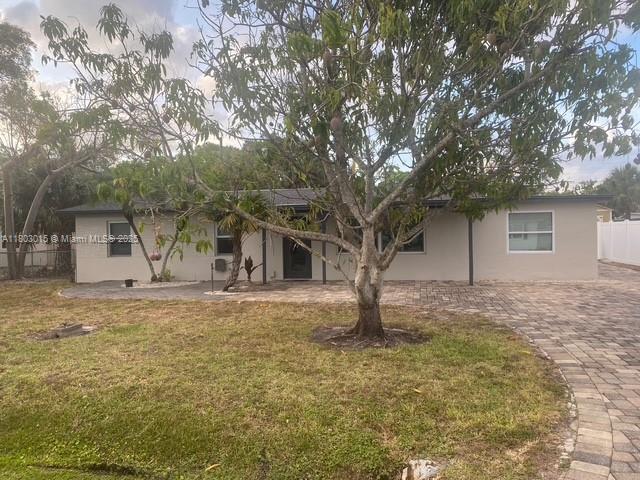 COCONUT GROVE - Residential