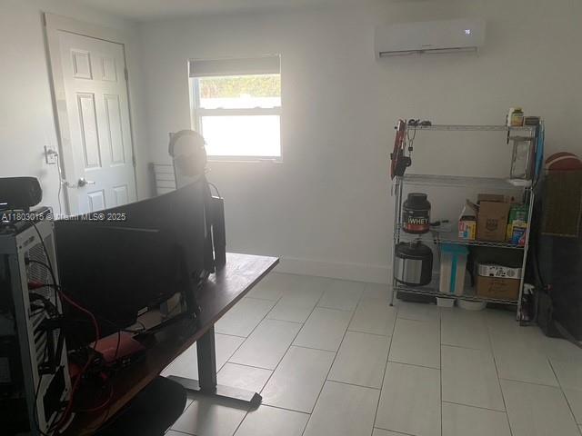 COCONUT GROVE - Residential