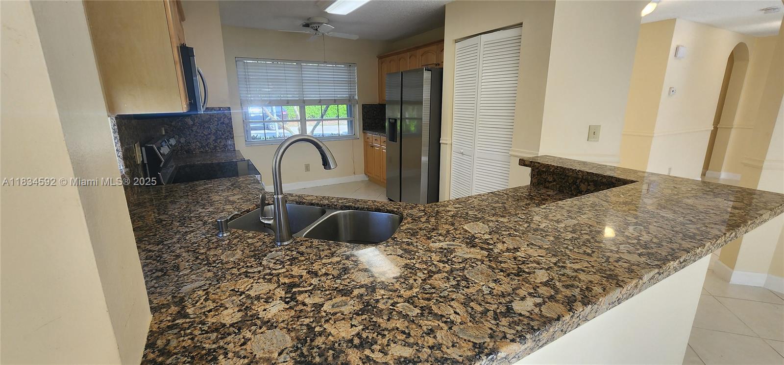 2957 Oak Park Cir 1