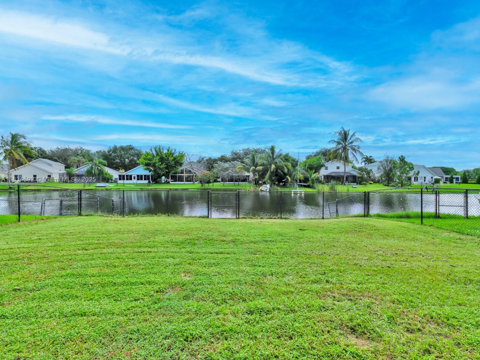FOREST RIDGE PATIO HOMES - Residential Lease