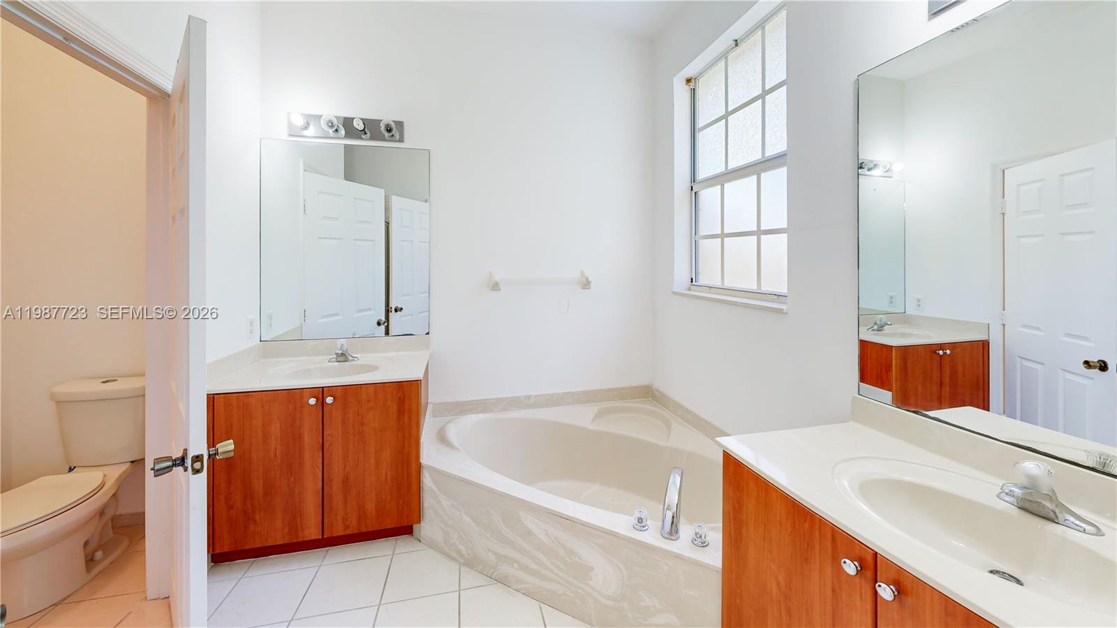 PORTOFINO VILLAS WEST - Residential