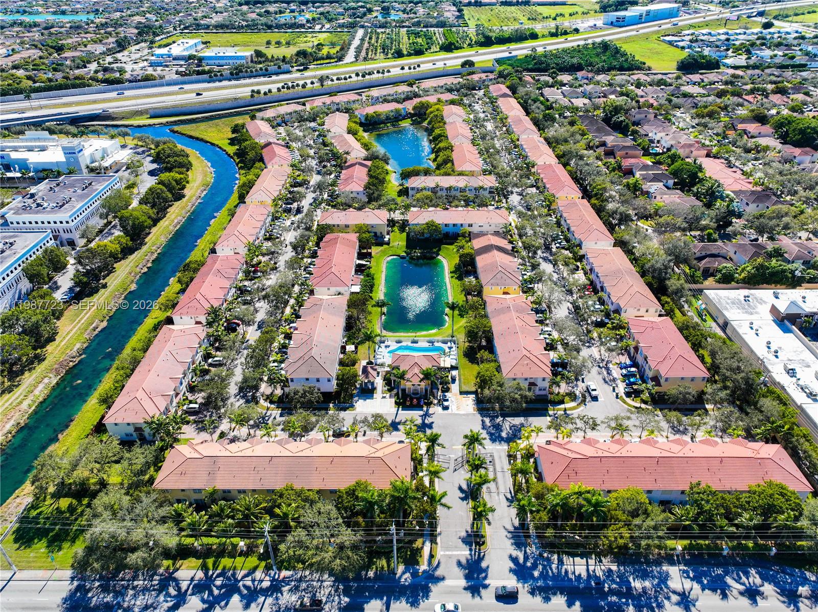 PORTOFINO VILLAS WEST - Residential