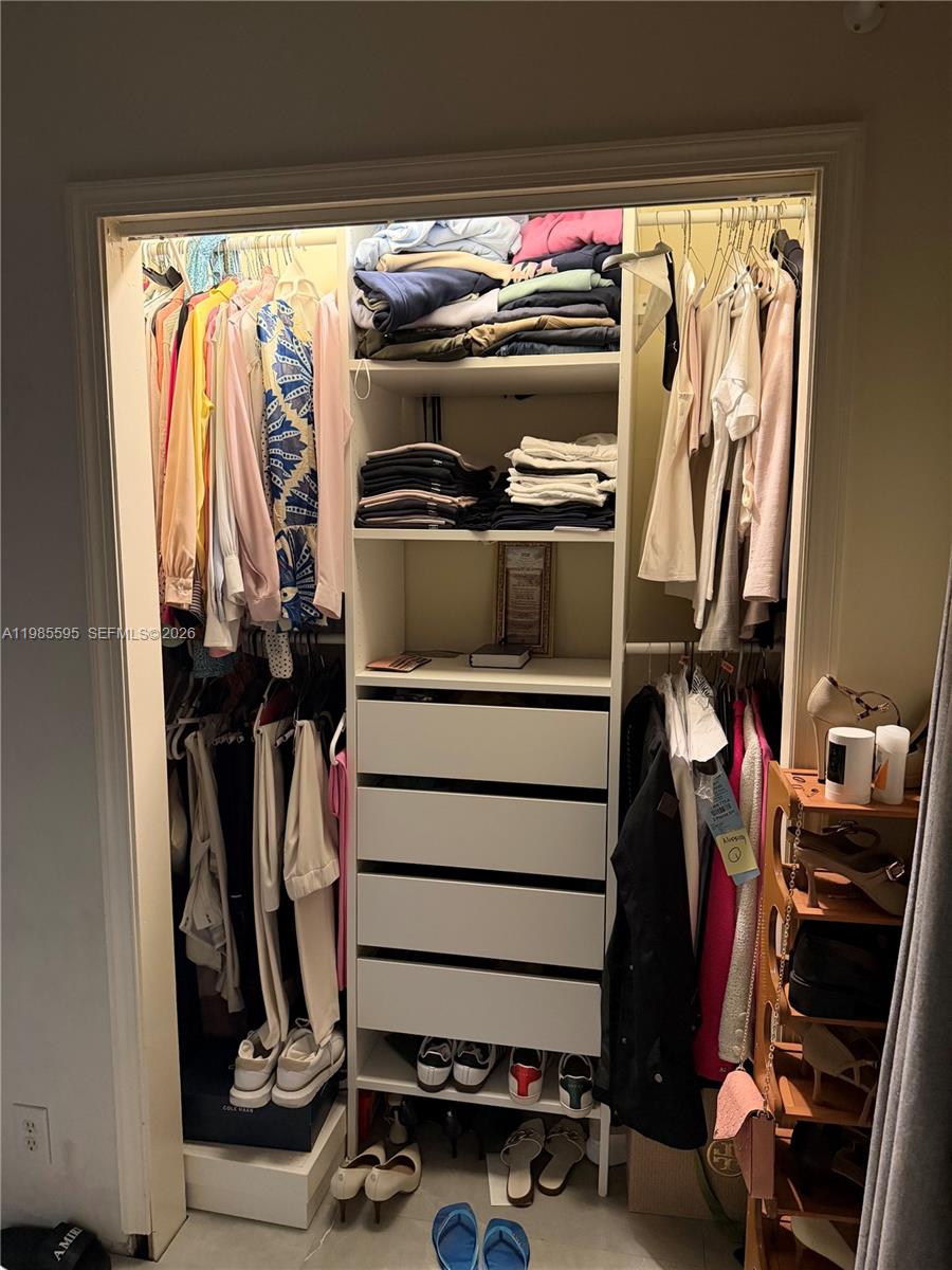 MAINLANDS OF TAMARAC LAKE - Residential Lease