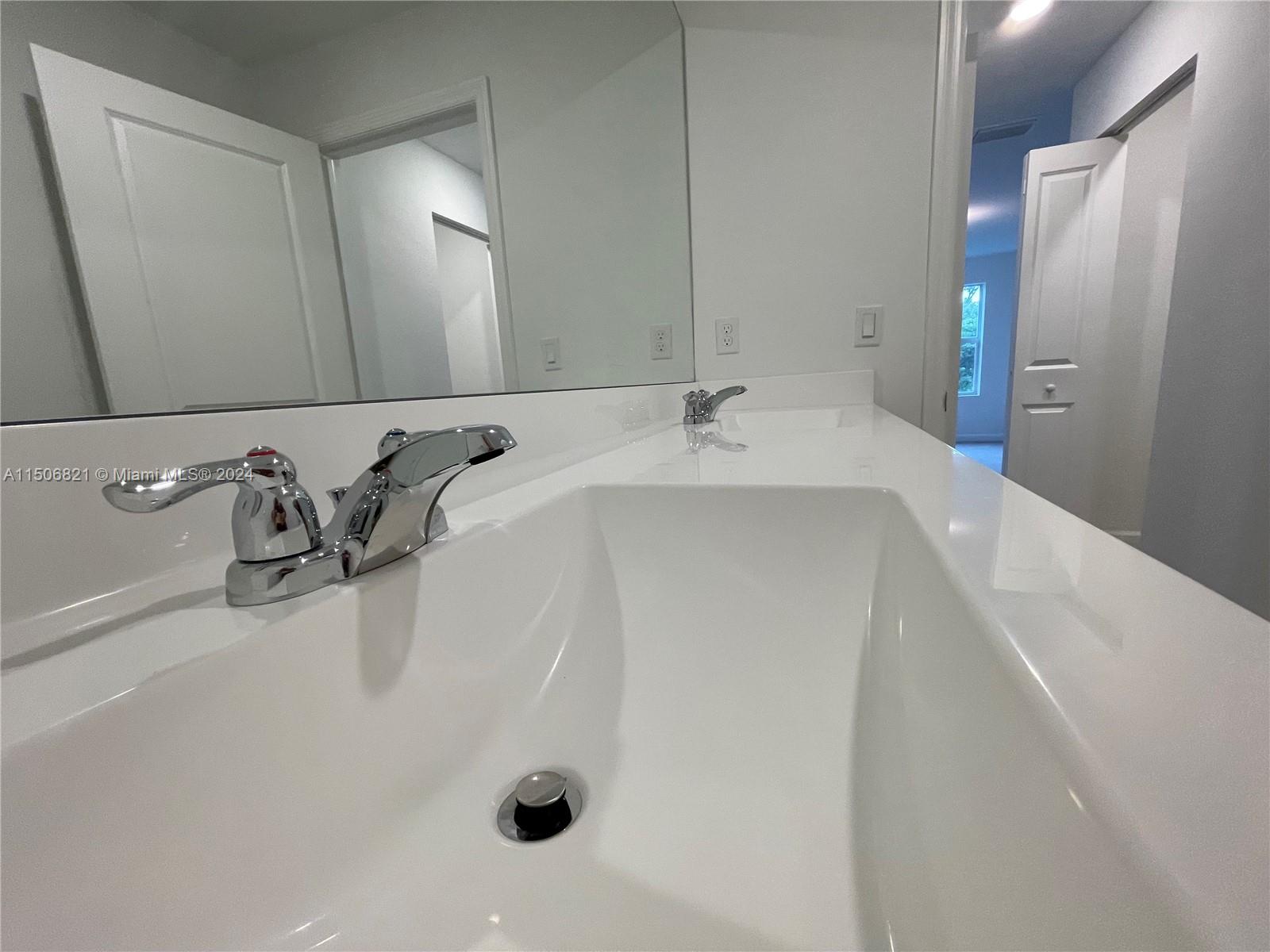 LAKESHORE AT THE FOUNTAIN - Residential Lease