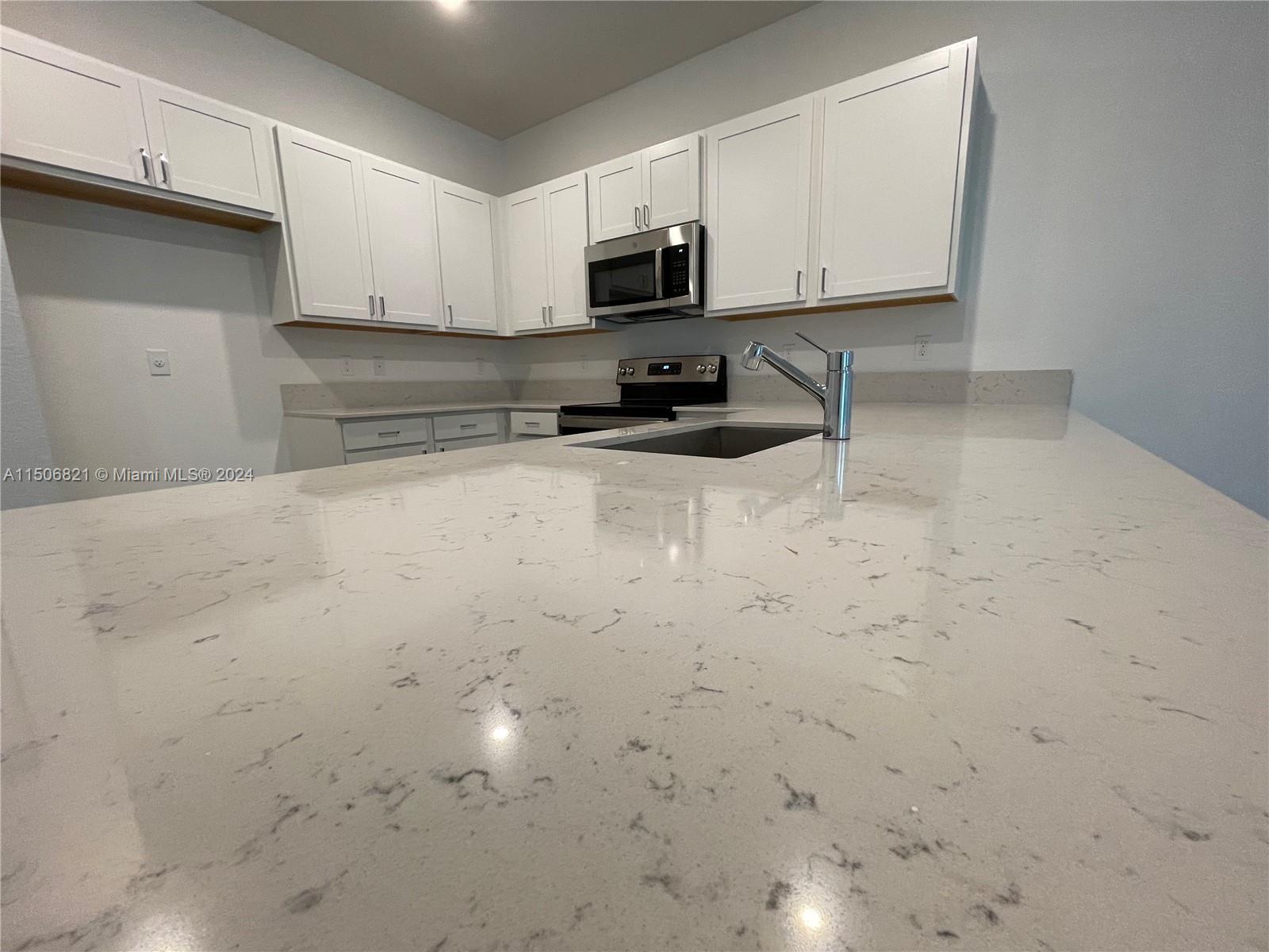 LAKESHORE AT THE FOUNTAIN - Residential Lease