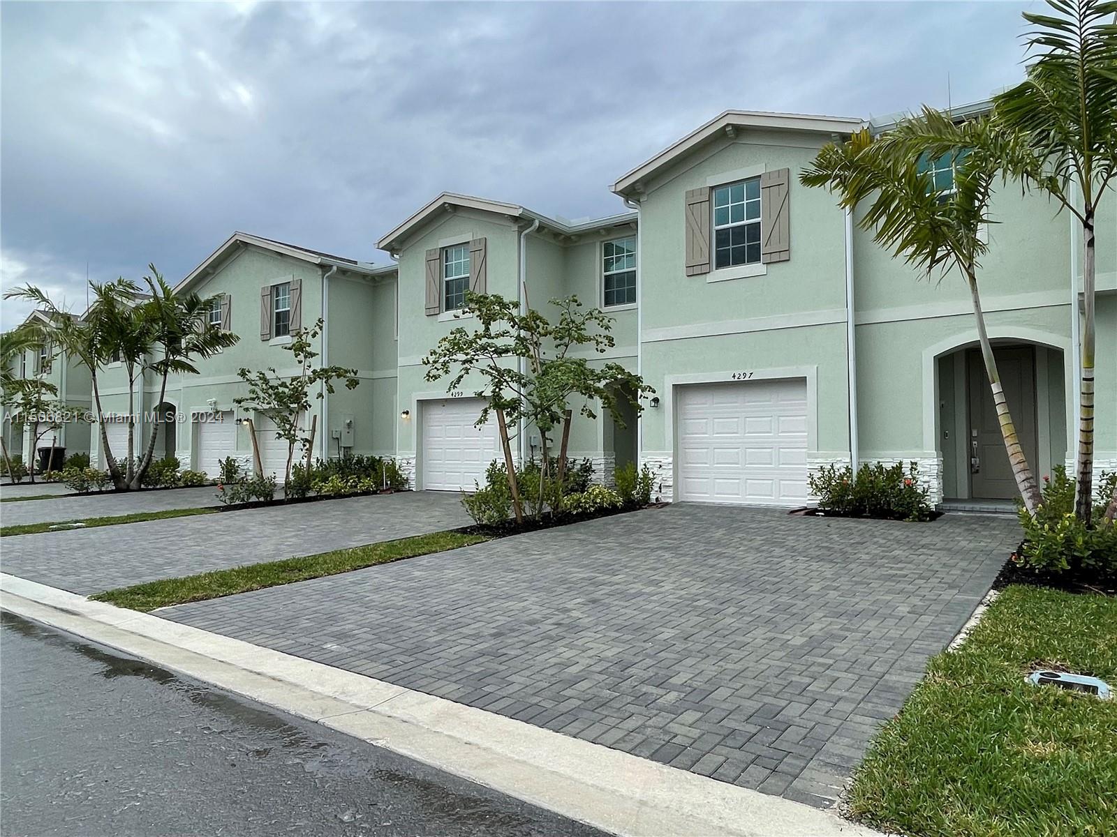 LAKESHORE AT THE FOUNTAIN - Residential Lease