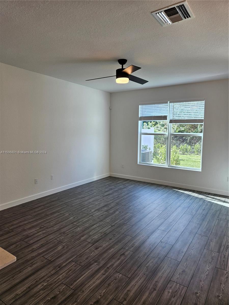 LAKESHORE AT THE FOUNTAIN - Residential Lease