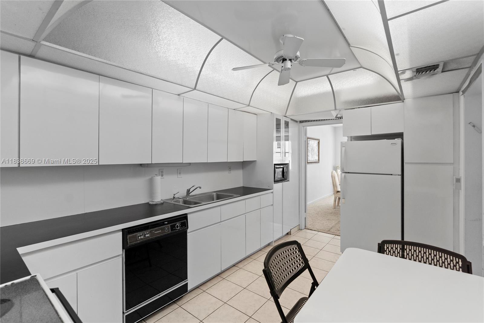 THE CARRIAGE CLUB SOUTH - Residential