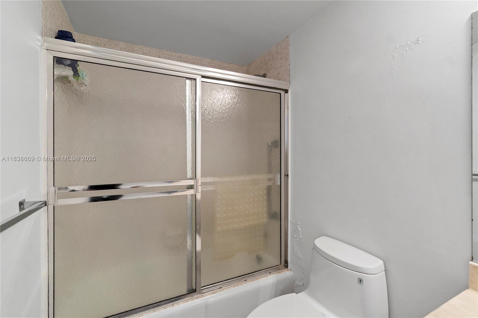 THE CARRIAGE CLUB SOUTH - Residential