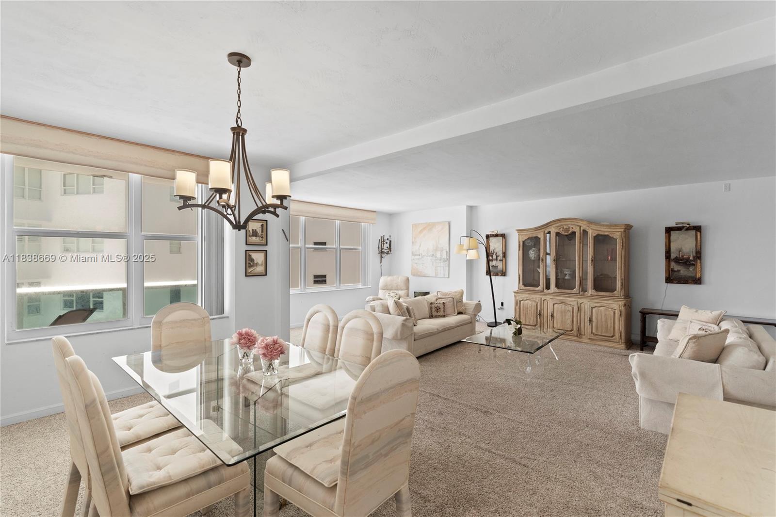 THE CARRIAGE CLUB SOUTH - Residential