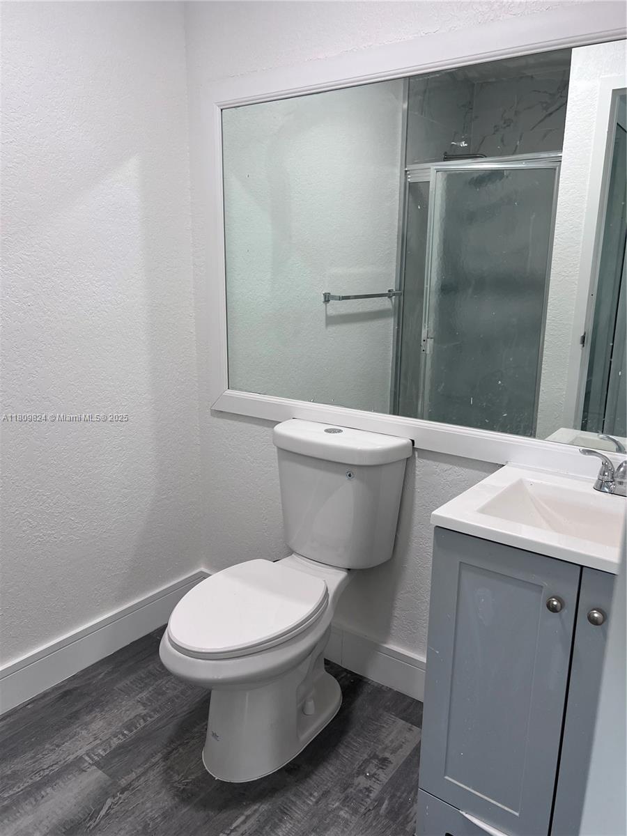 KINGS POINT - Residential Lease