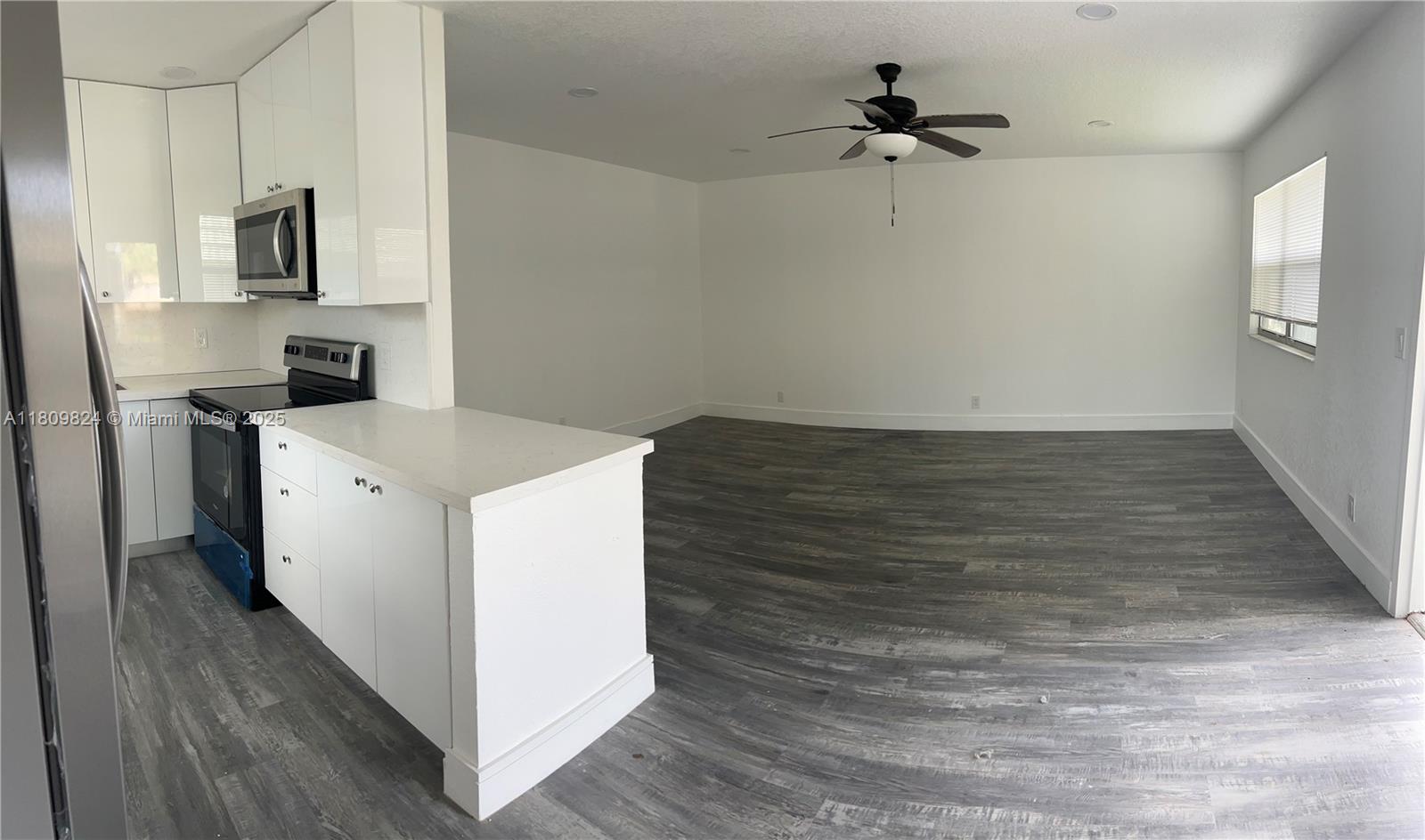 KINGS POINT - Residential Lease