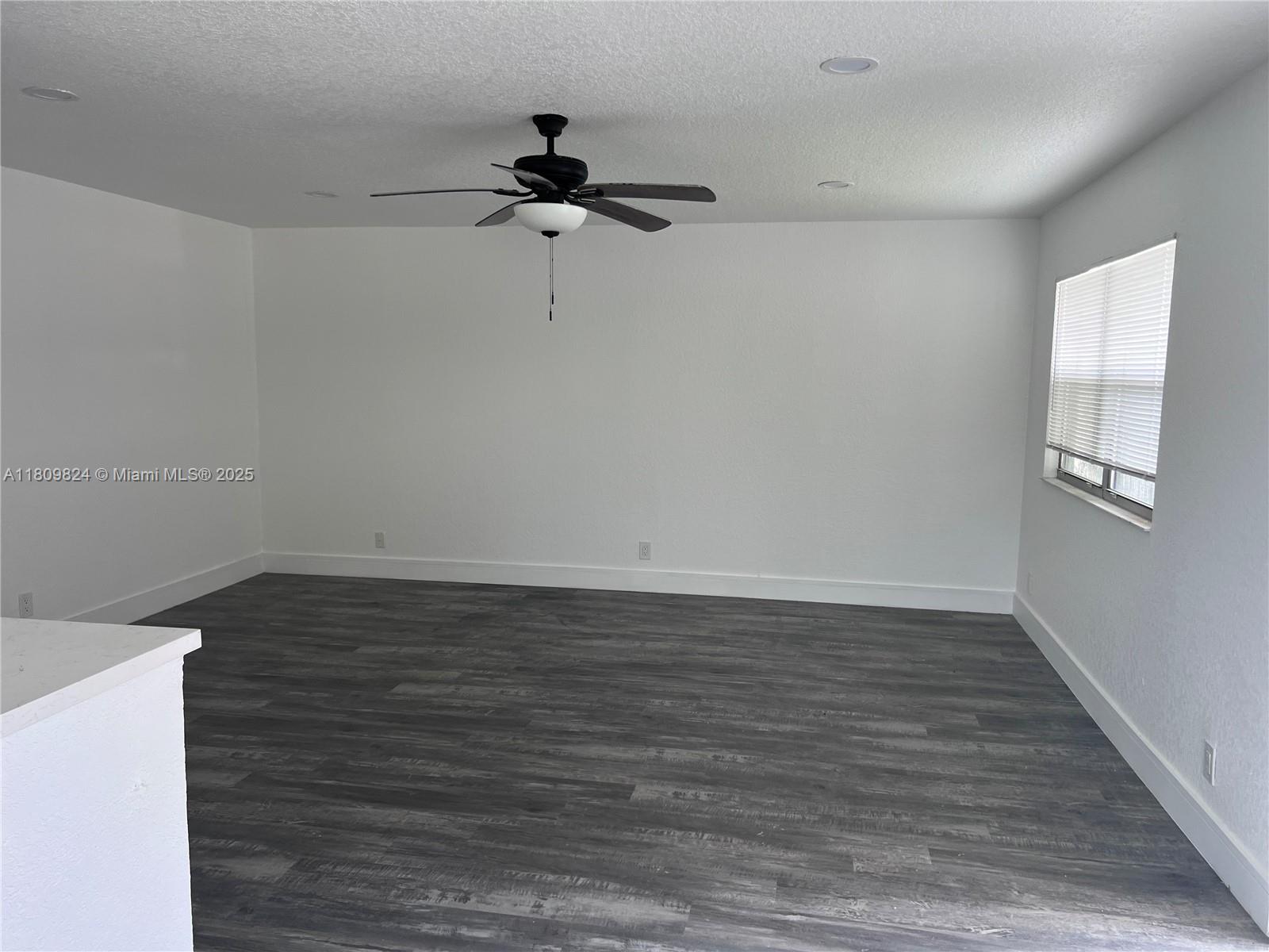 KINGS POINT - Residential Lease