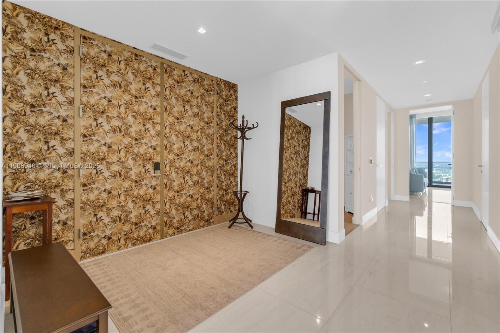 18975 COLLINS CONDO - Residential Lease