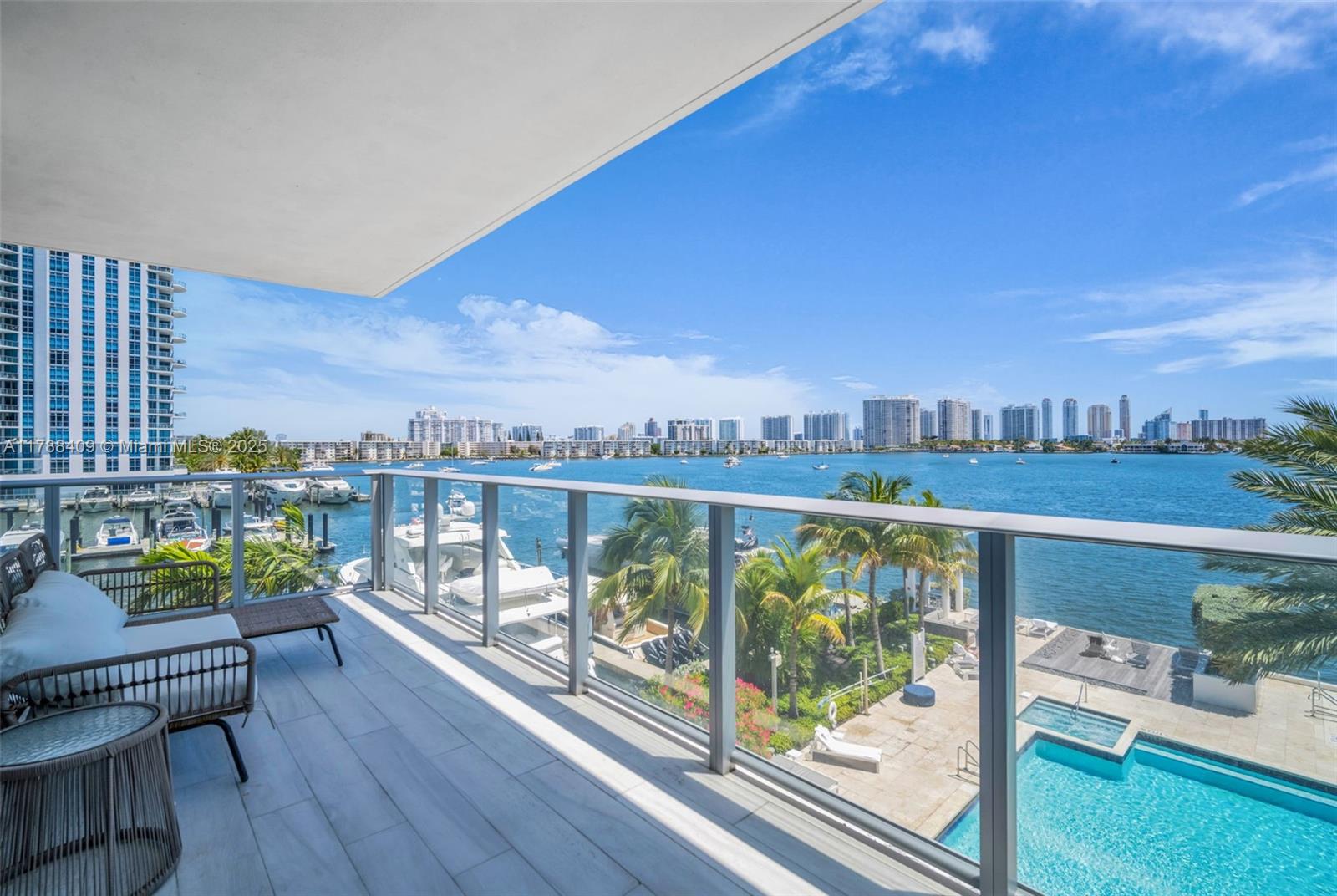 View photos, virtual tours, details... 17111 Biscayne Blvd 309