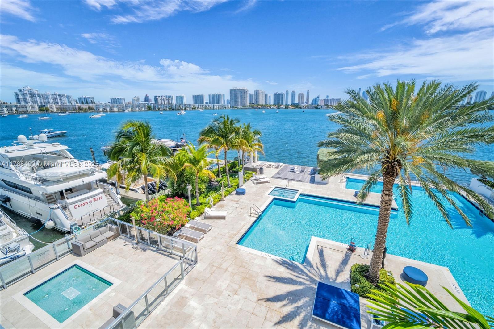 View photos, virtual tours, details... 17111 Biscayne Blvd 309