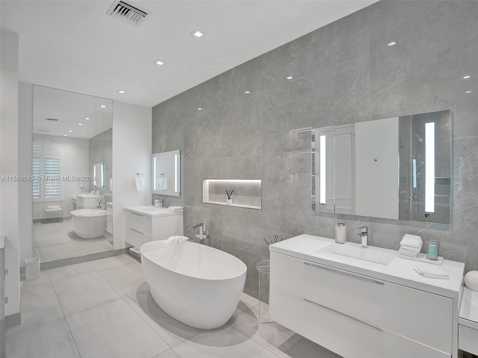 PARKLAND GOLF & COUNTRY C - Residential