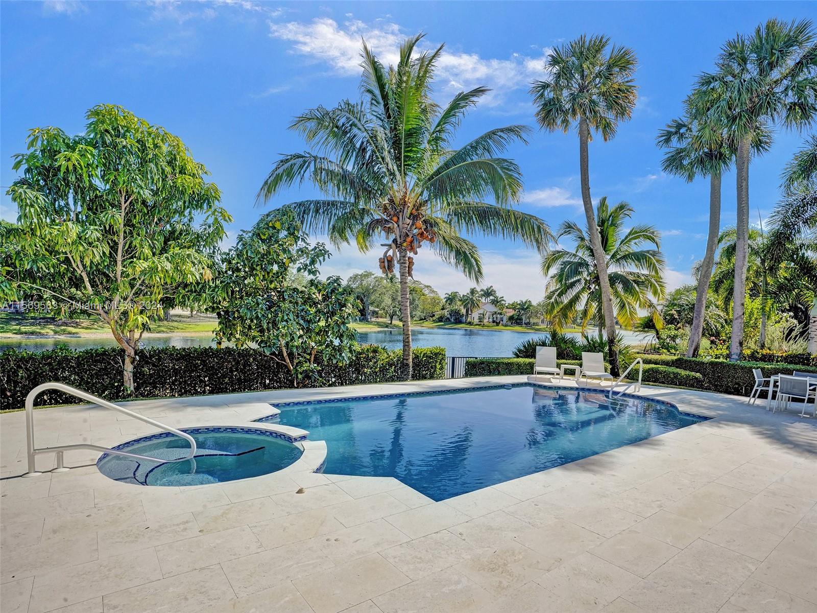 PARKLAND GOLF & COUNTRY C - Residential