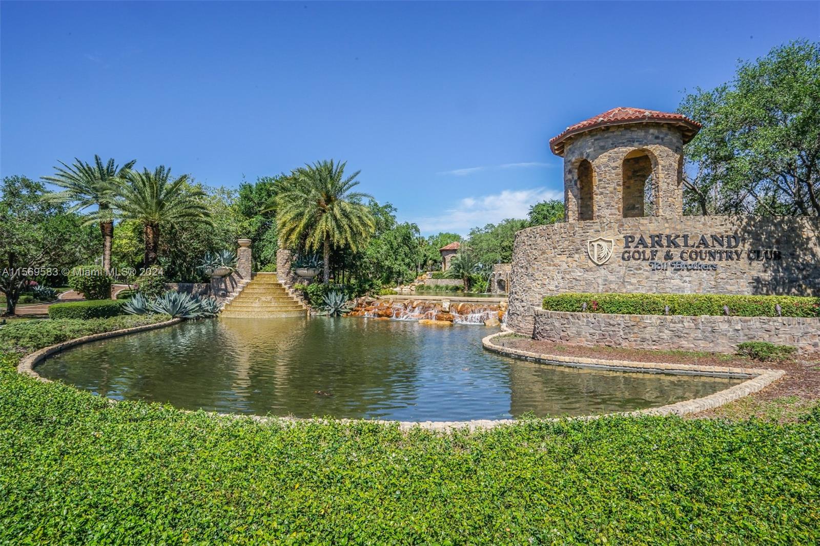 PARKLAND GOLF & COUNTRY C - Residential