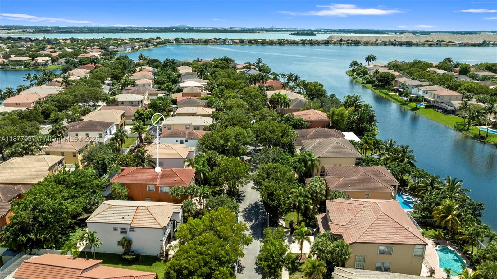 RIVIERA ISLES II - Residential