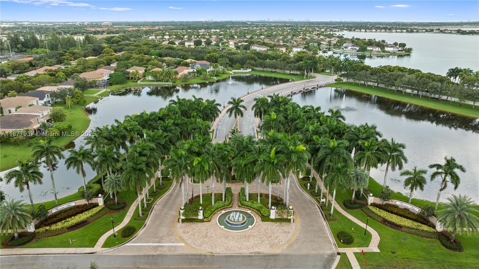 RIVIERA ISLES II - Residential