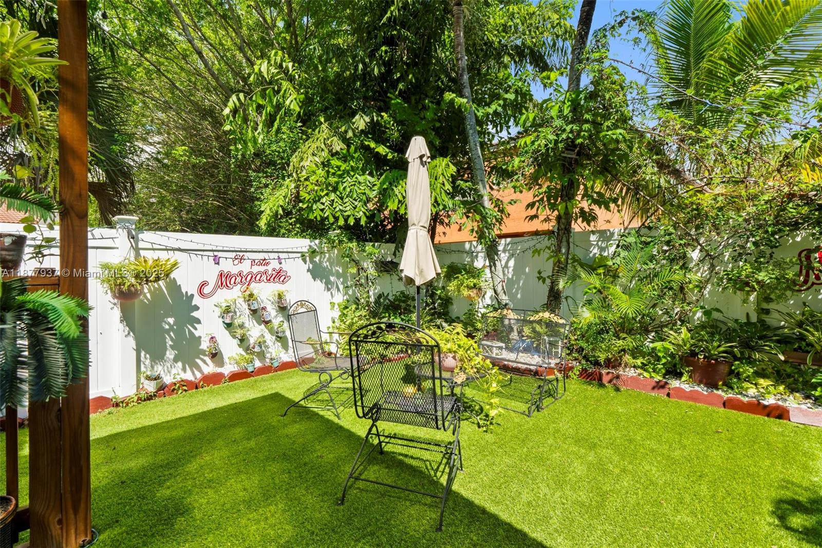 RIVIERA ISLES II - Residential