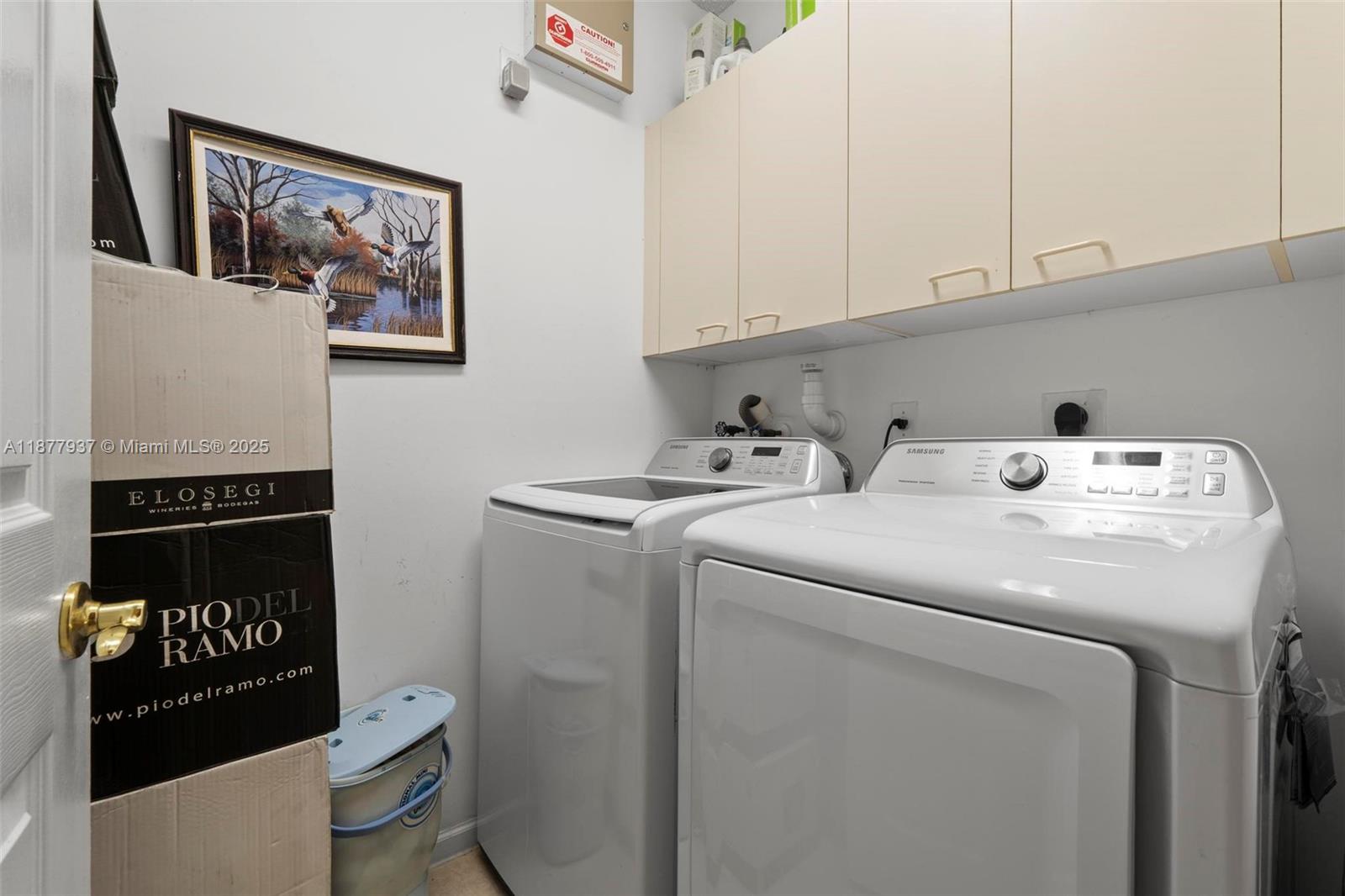 RIVIERA ISLES II - Residential