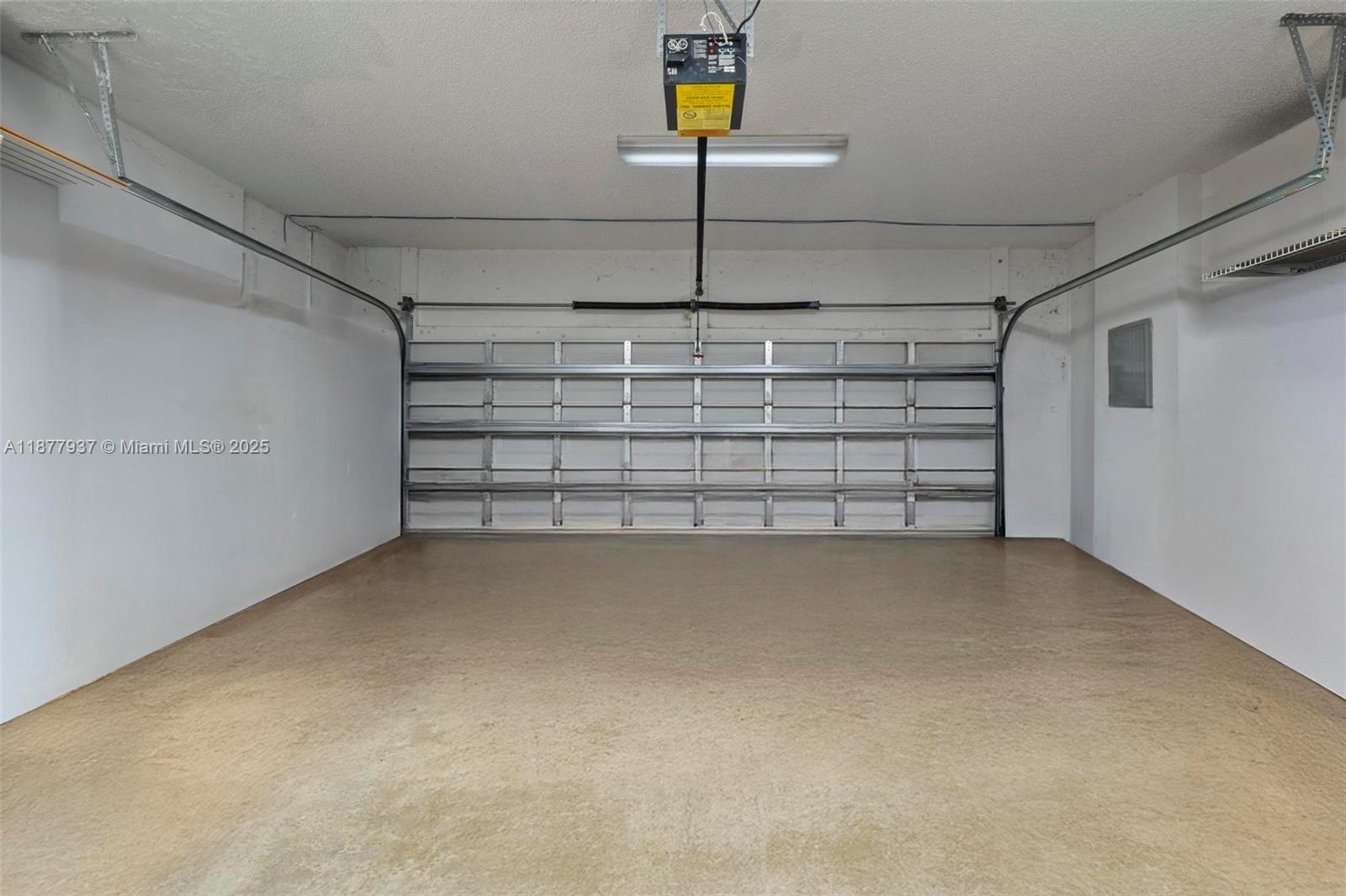 RIVIERA ISLES II - Residential