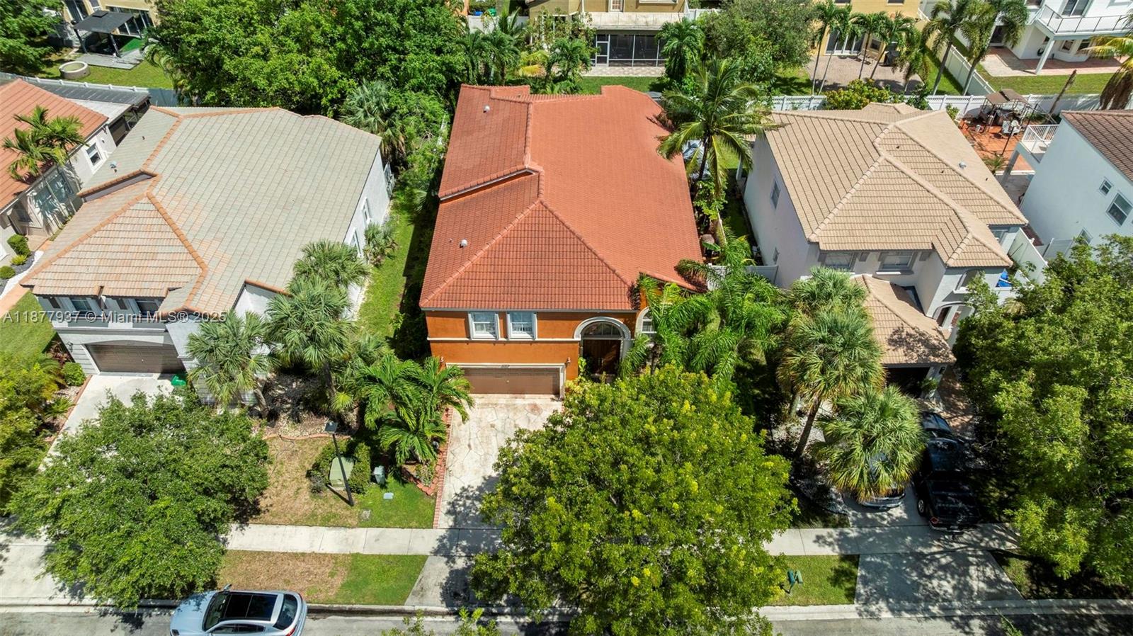 RIVIERA ISLES II - Residential