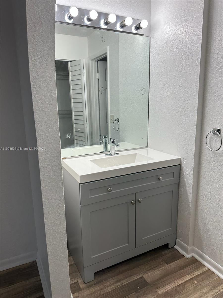 GRAND MARQUIS CONDO - Residential Lease