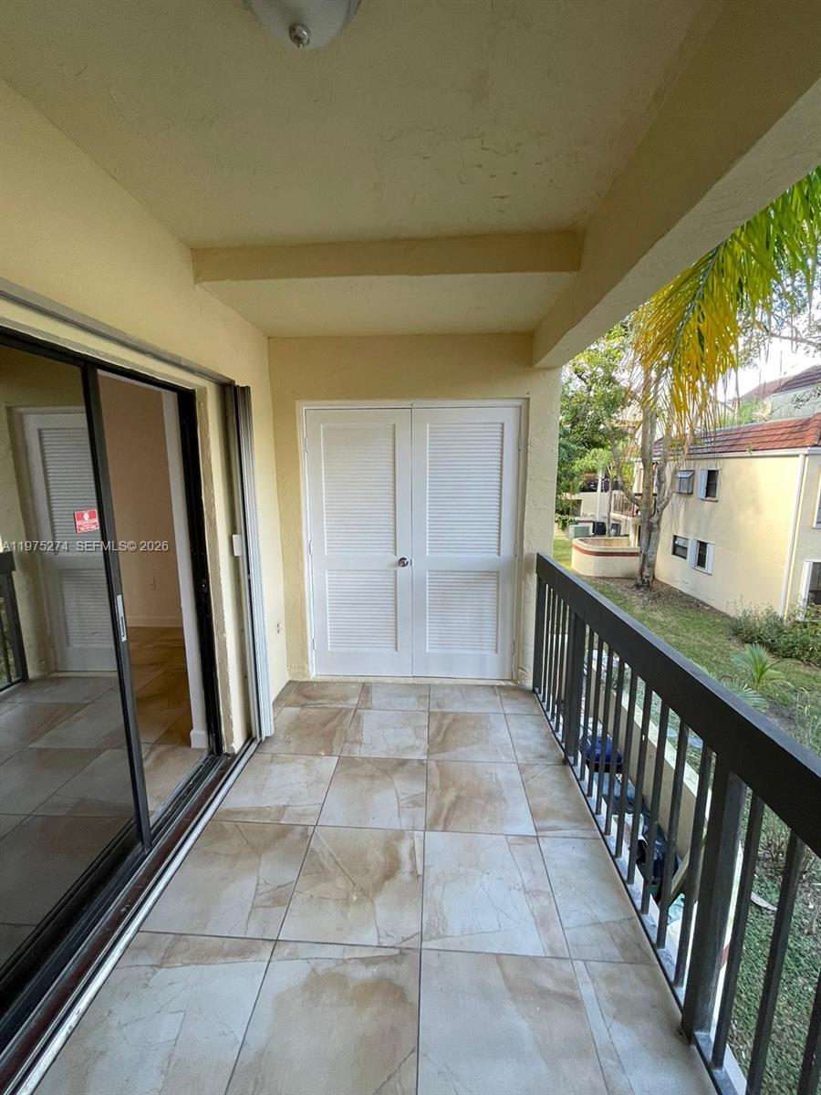 ELAN AT CALUSA CONDO IX - Residential Lease