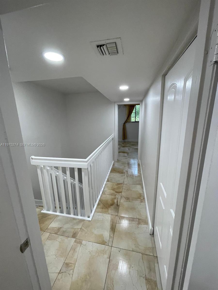 ELAN AT CALUSA CONDO IX - Residential Lease