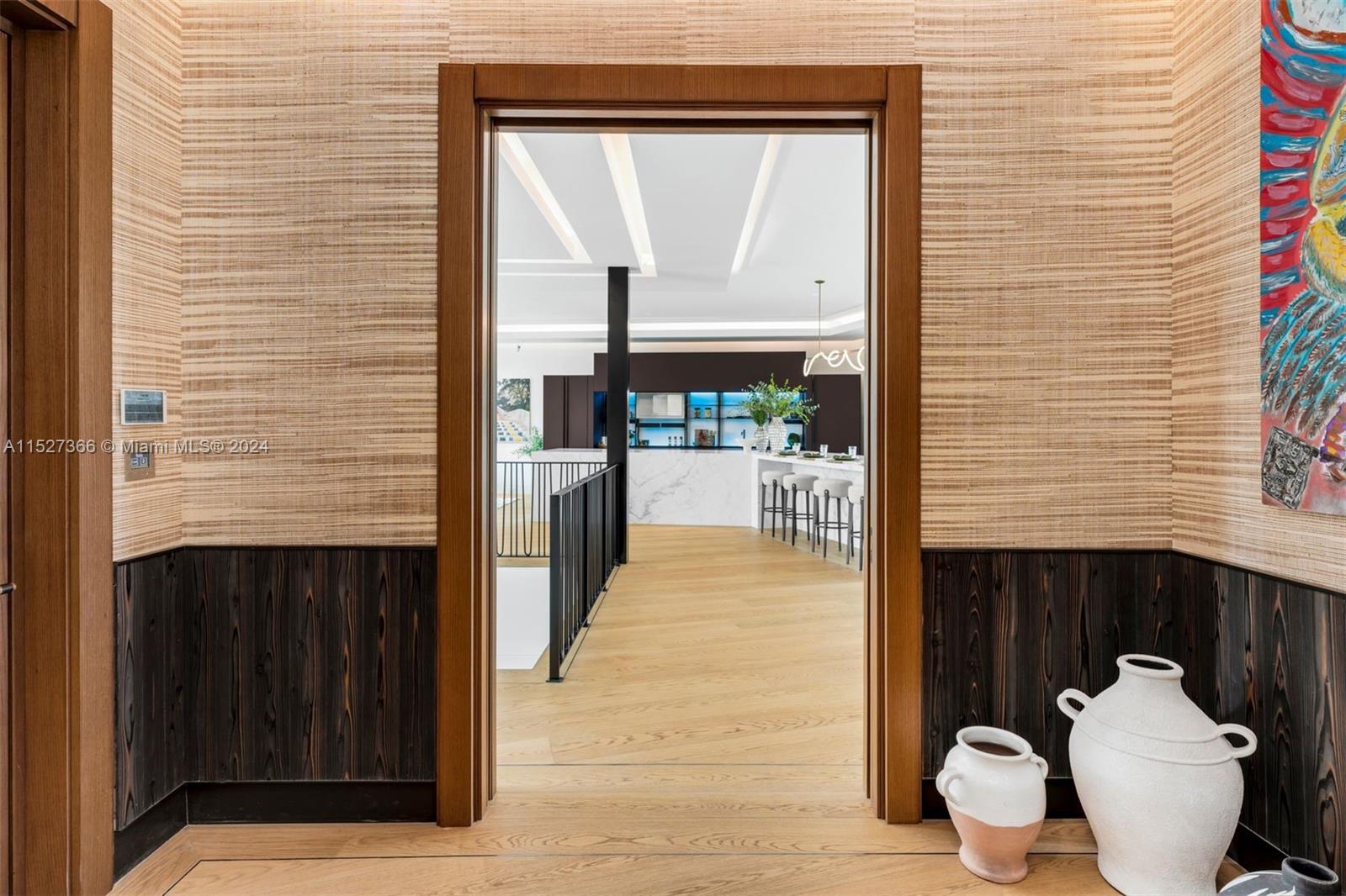 SUNSET LAKE - Residential