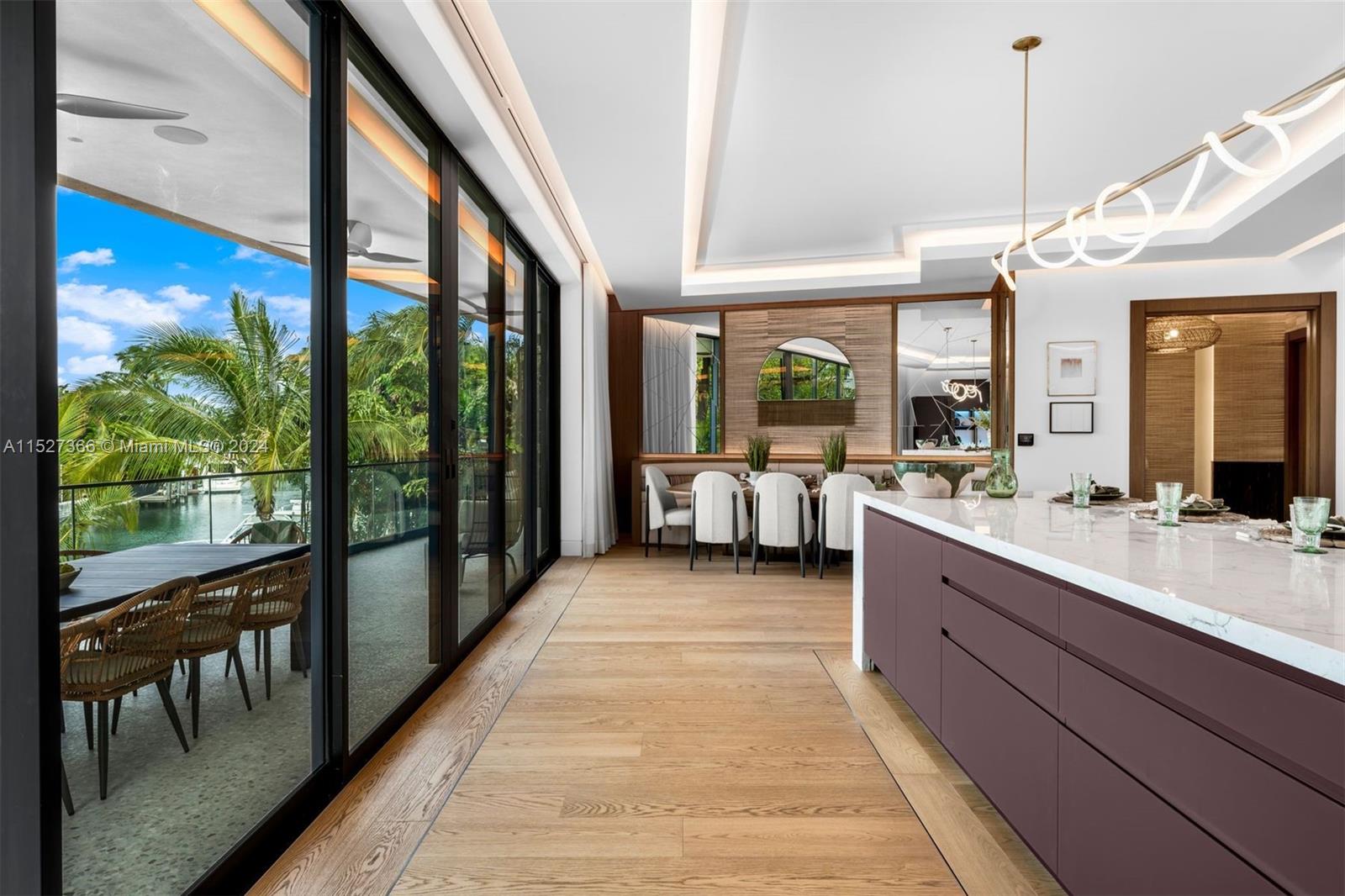 SUNSET LAKE - Residential