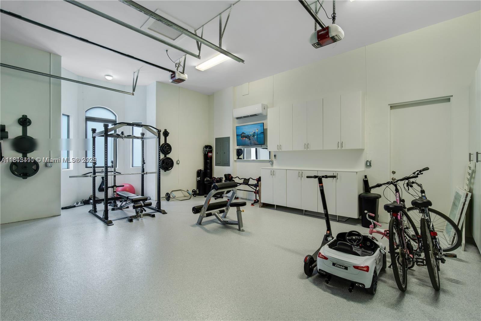 SWEETWATER ESTATES SUB - Residential