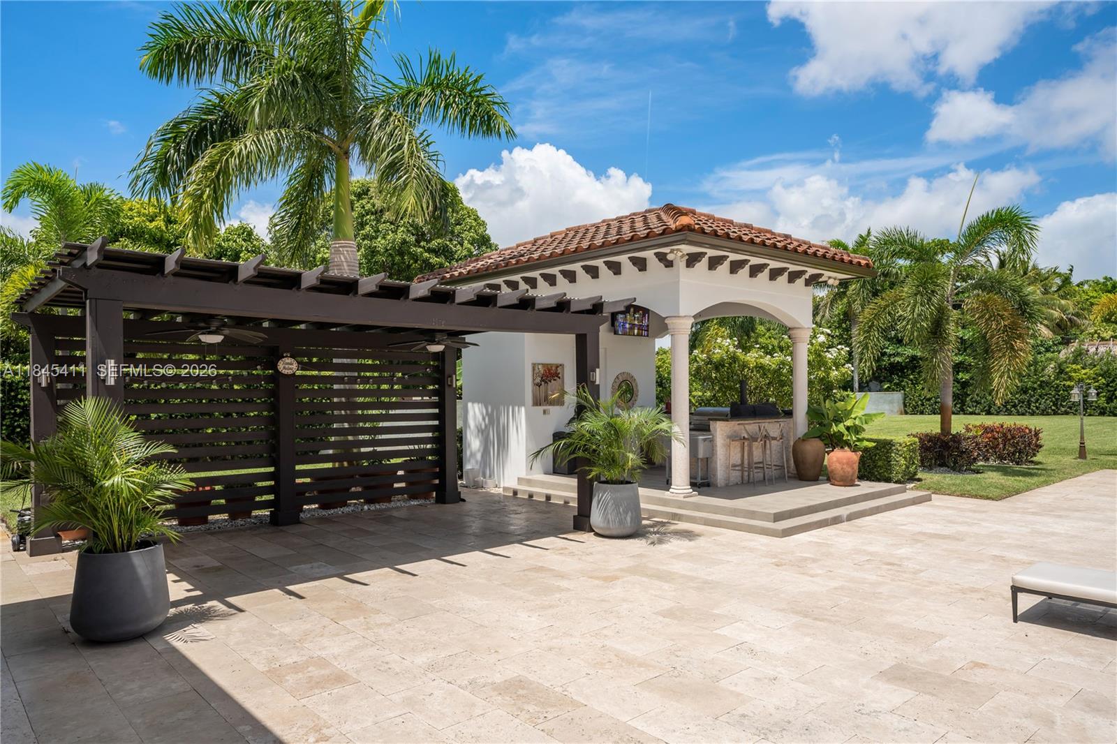 SWEETWATER ESTATES SUB - Residential